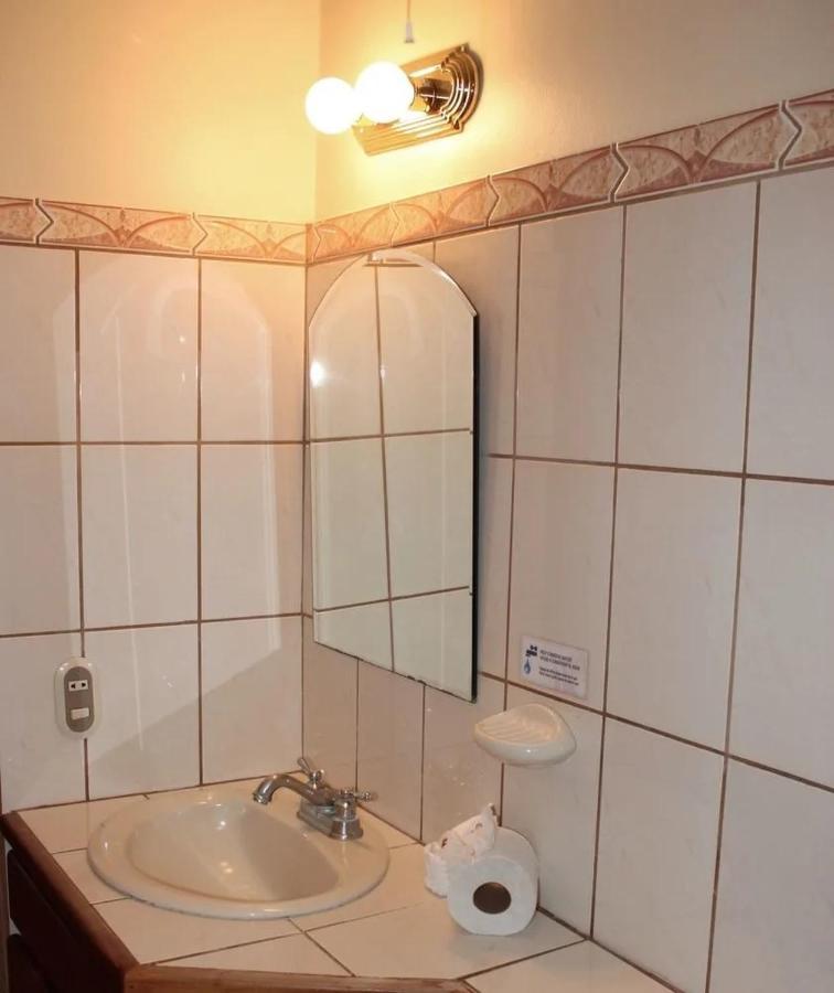Hotel Ecological Inn Сан Хосе Екстериор снимка