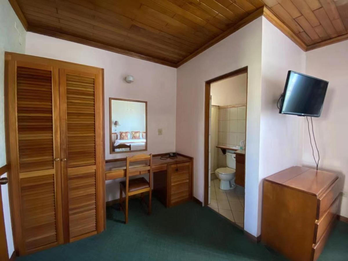 Hotel Ecological Inn Сан Хосе Екстериор снимка